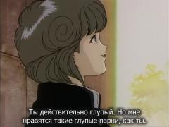 Дружеский апперкот от видеодевушки