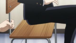 Сакамото сидит без стула