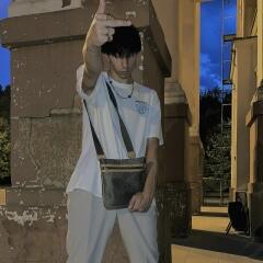 Ян Братущик